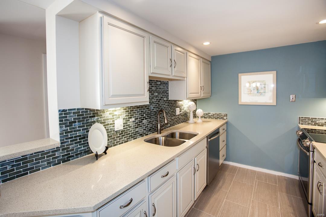 Park Tower Condo - Residential