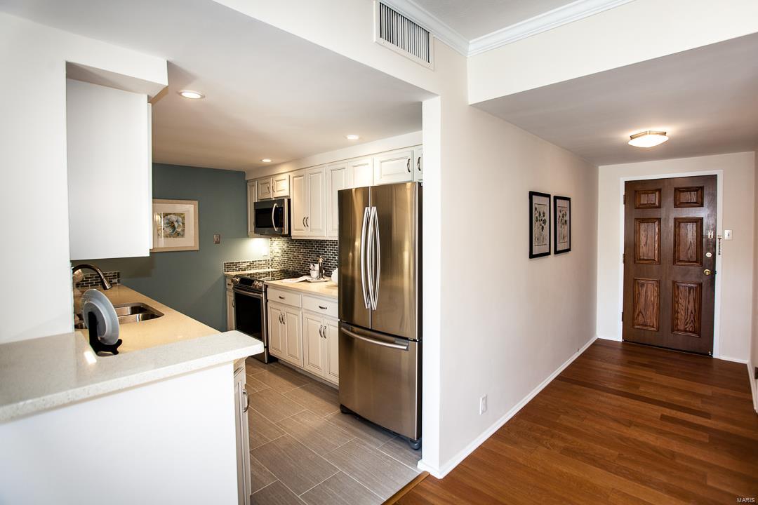 Park Tower Condo - Residential