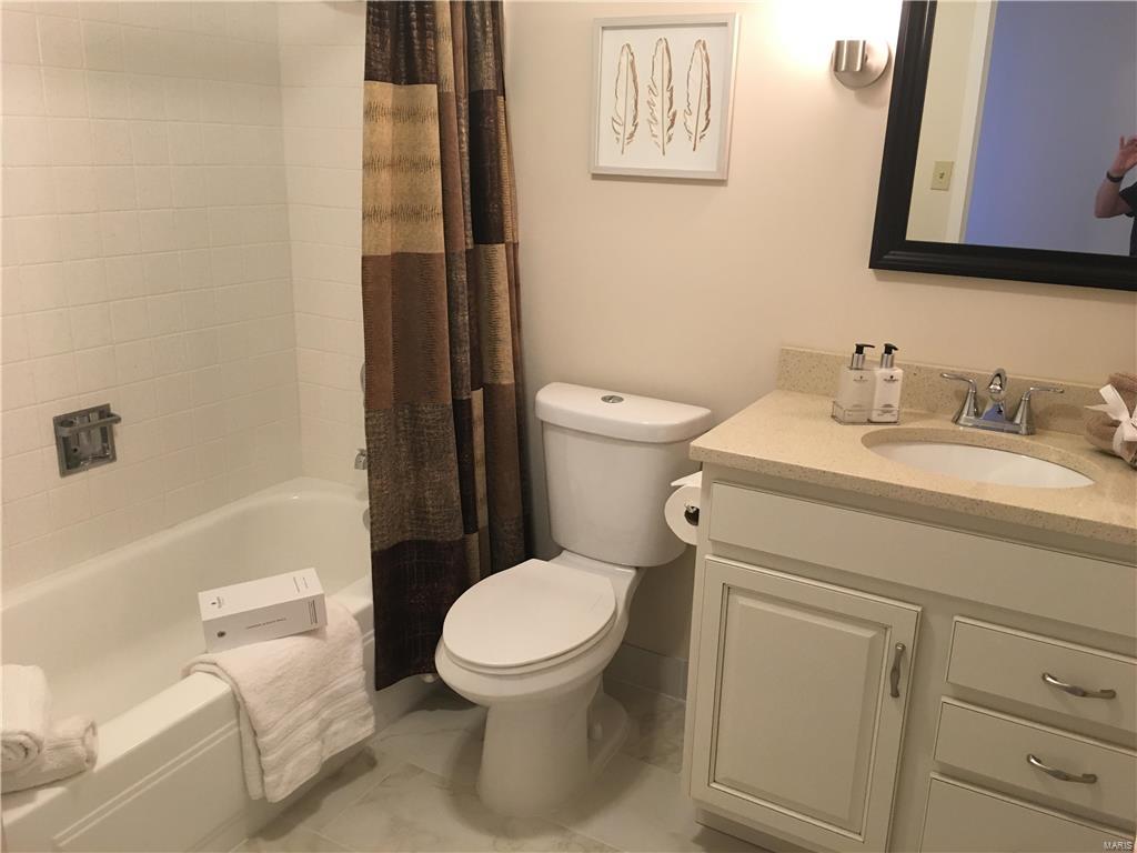 Park Tower Condo - Residential