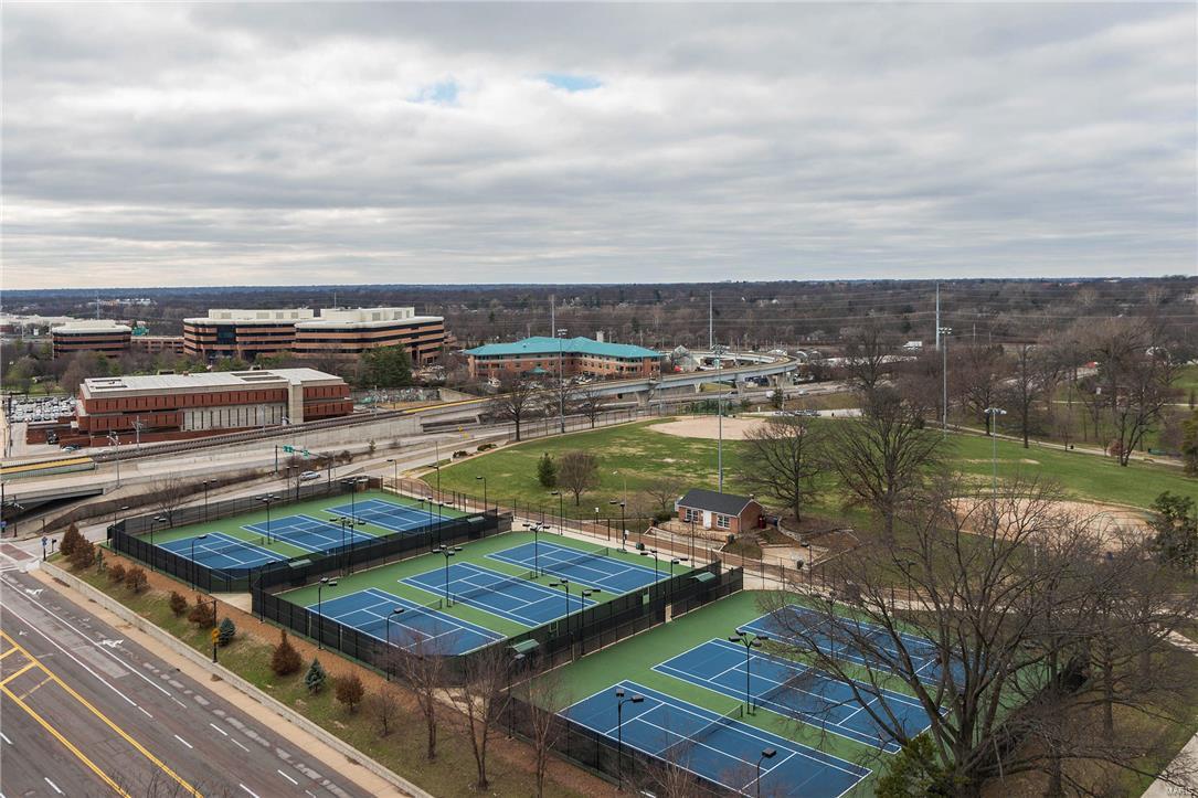 Park Tower Condo - Residential