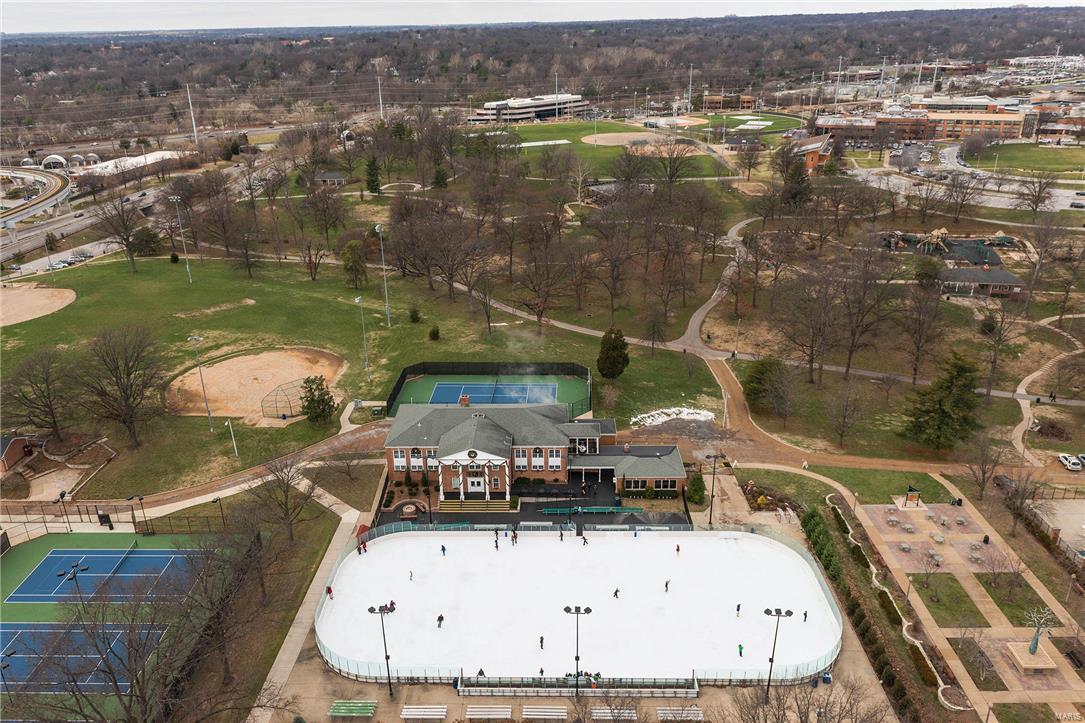 Park Tower Condo - Residential