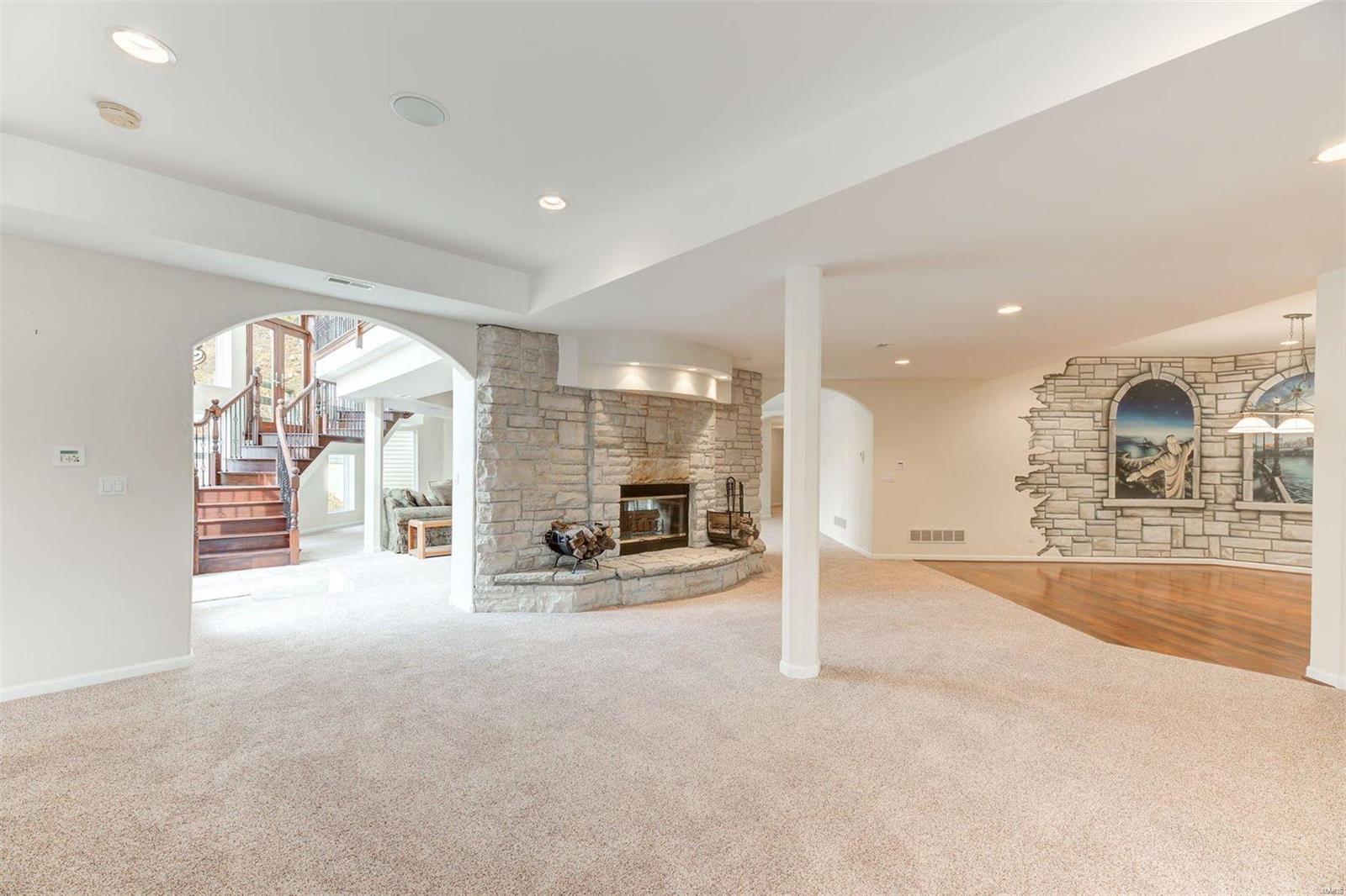 Deer Run Estates Lt 9 & Courtois Tr - Residential