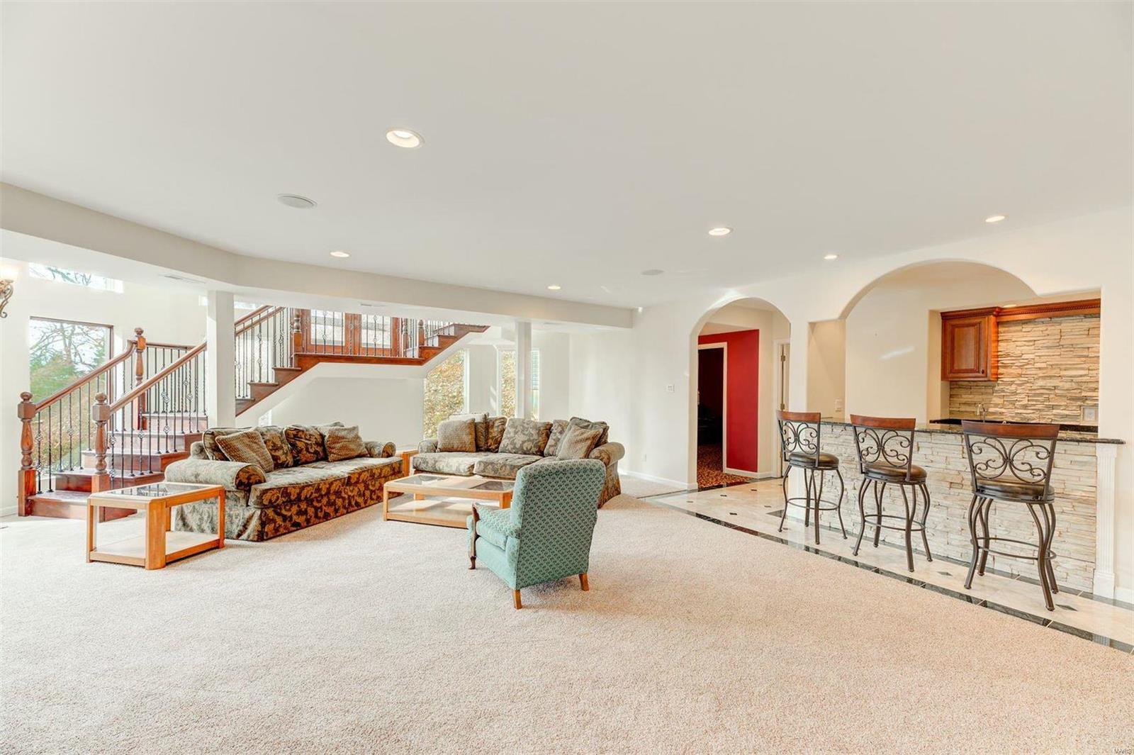 Deer Run Estates Lt 9 & Courtois Tr - Residential