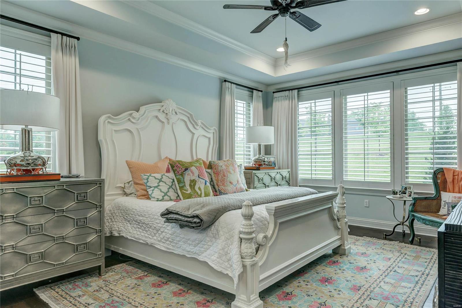 The Woods Of Ladue - Residential