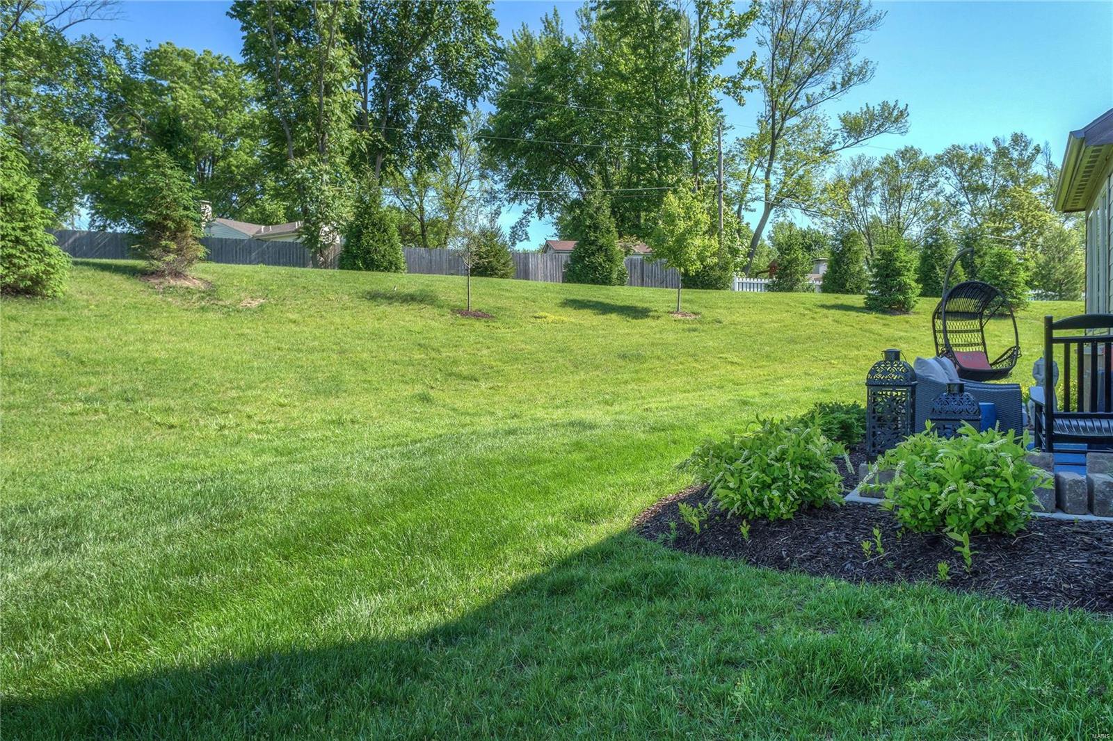 The Woods Of Ladue - Residential