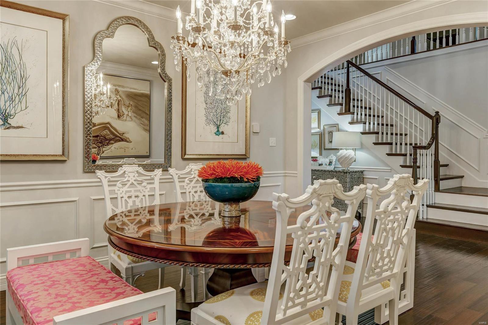 The Woods Of Ladue - Residential