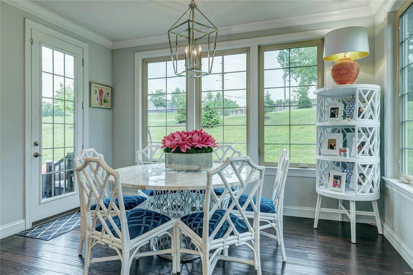 The Woods Of Ladue - Residential