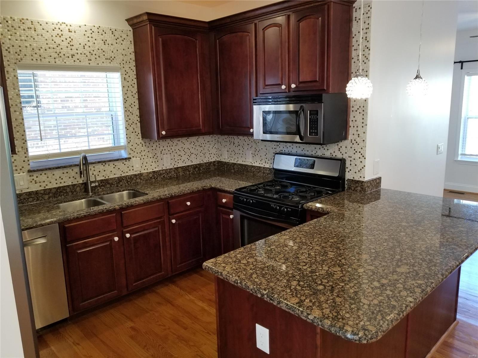 Yale Twnhs Condo - Residential Income