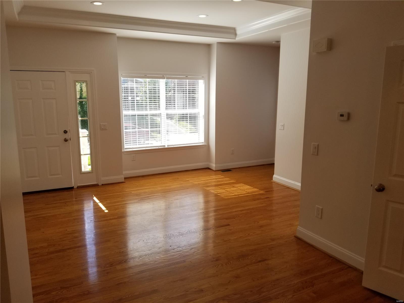 Yale Twnhs Condo - Residential Income