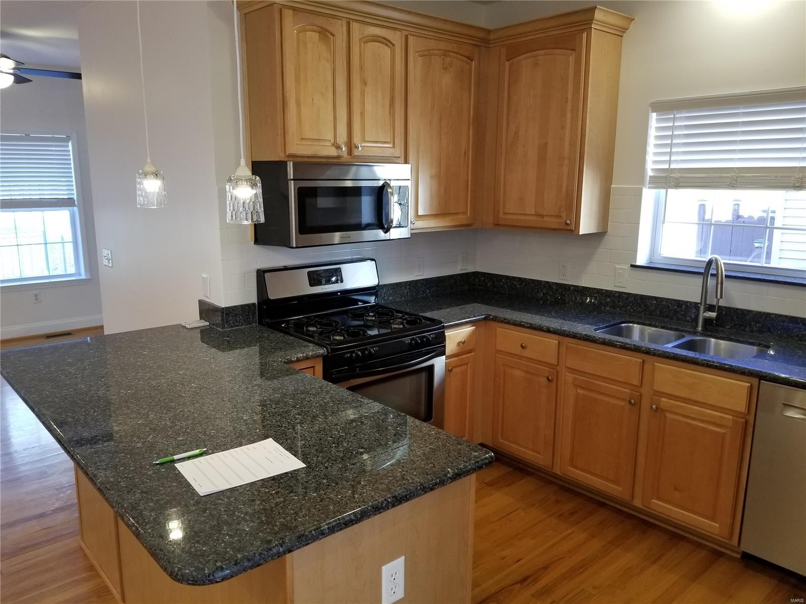 Yale Twnhs Condo - Residential Income