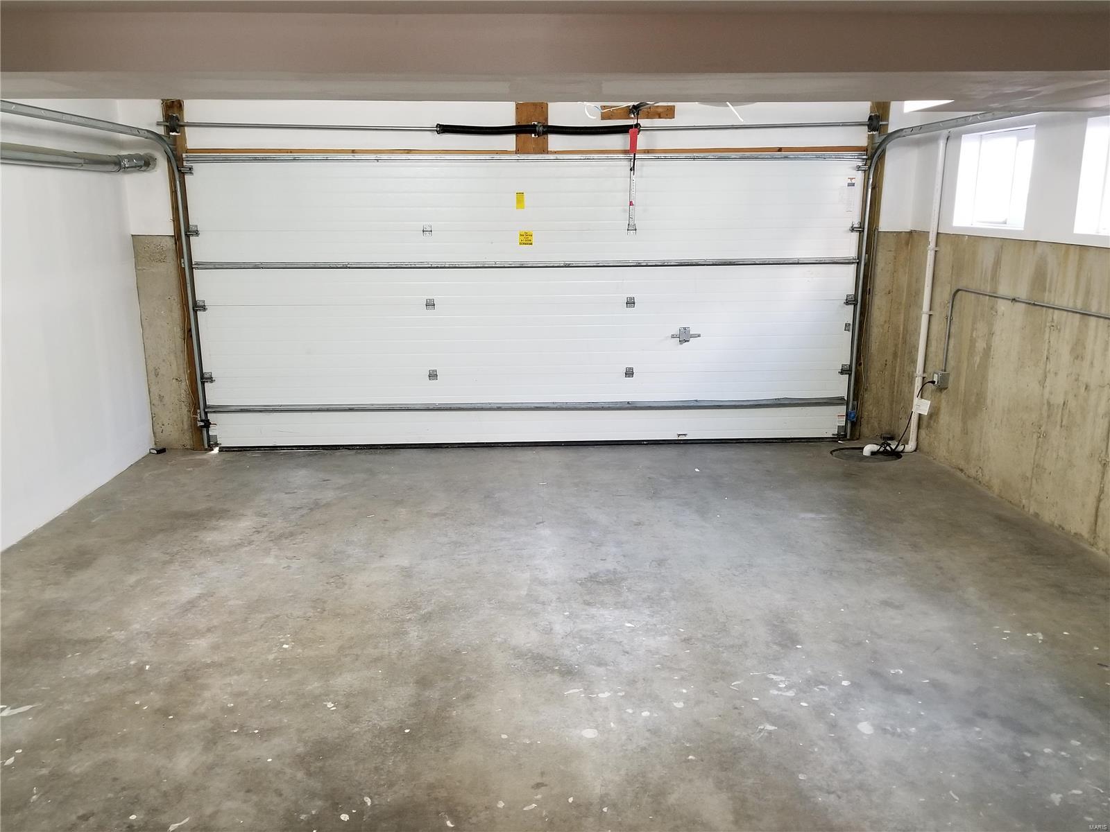 Yale Twnhs Condo - Residential Income