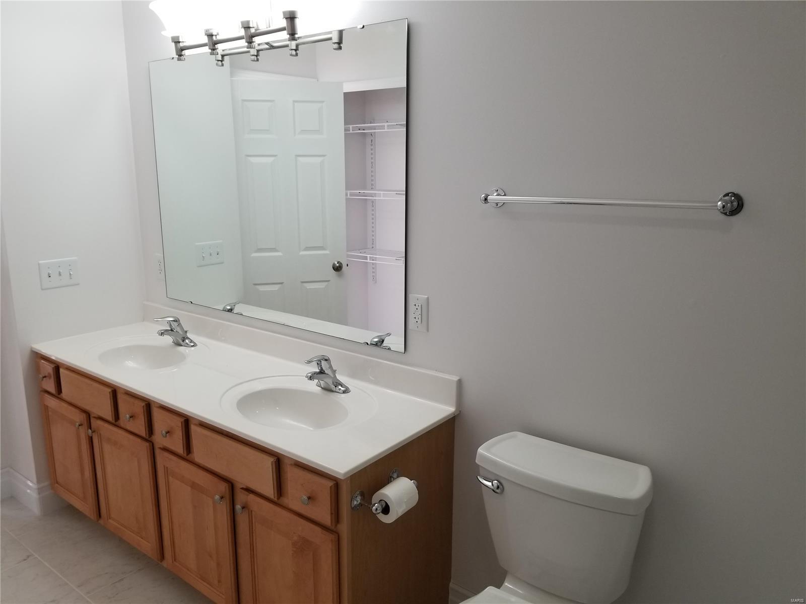 Yale Twnhs Condo - Residential Income