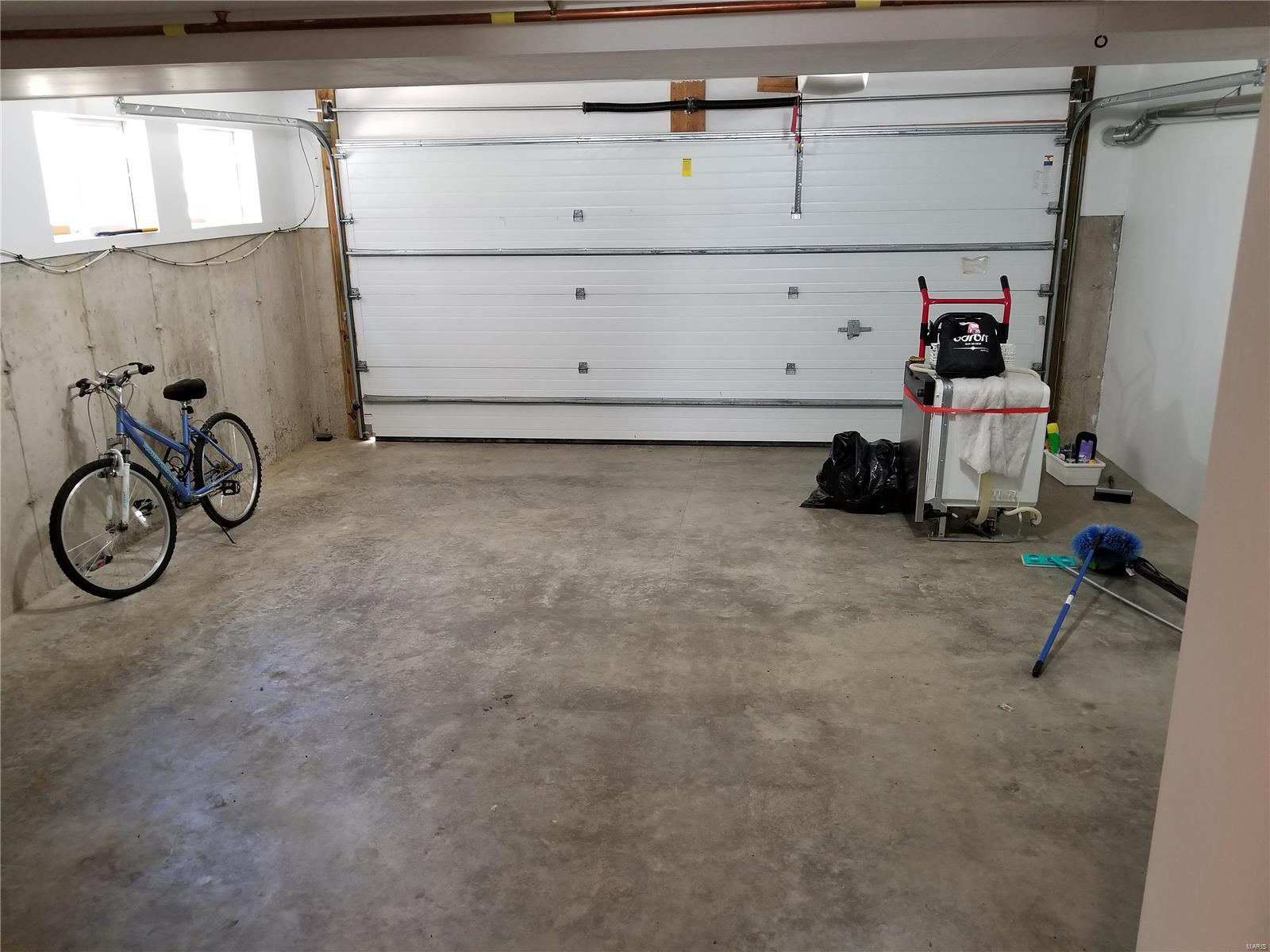 Yale Twnhs Condo - Residential Income