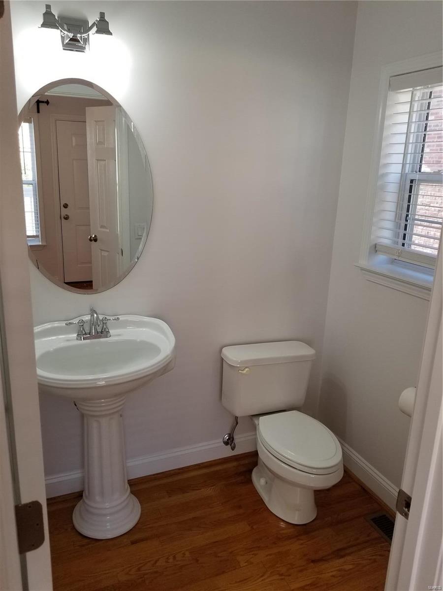 Yale Twnhs Condo - Residential Income