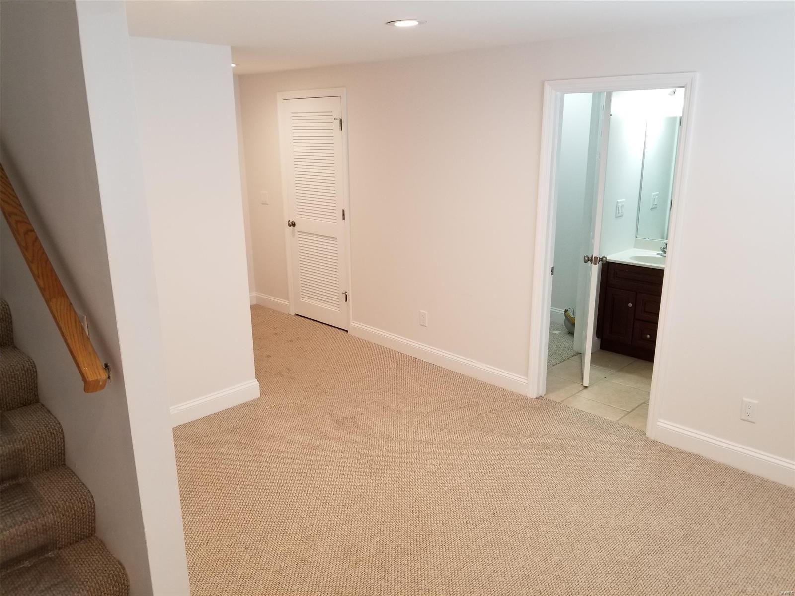 Yale Twnhs Condo - Residential Income