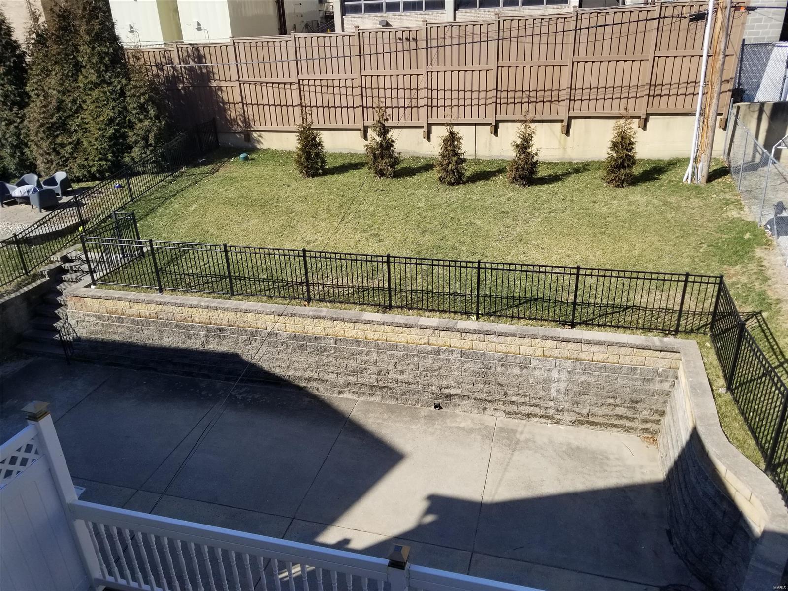 Yale Twnhs Condo - Residential Income