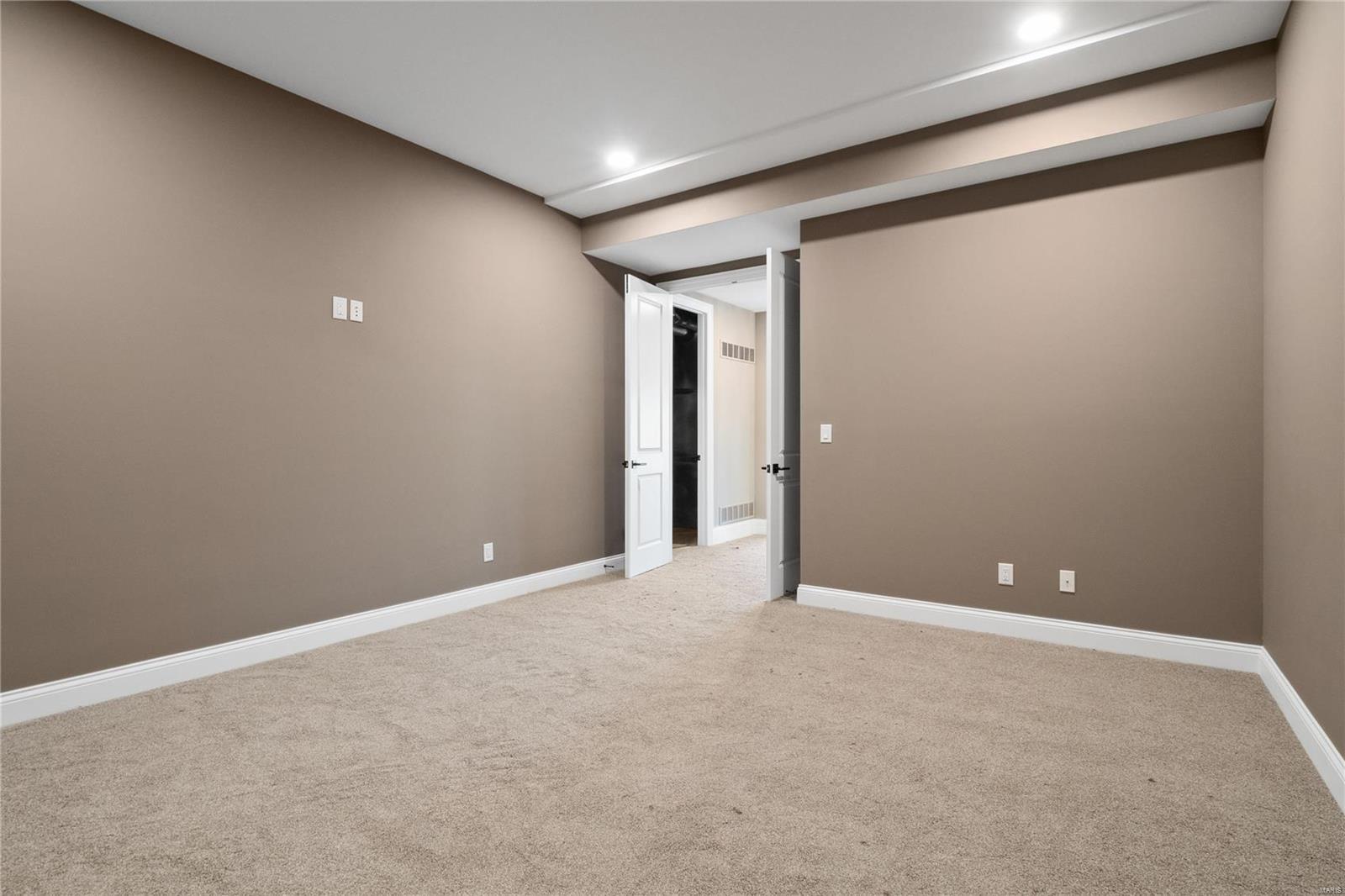 Lafayette Crossing - Residential