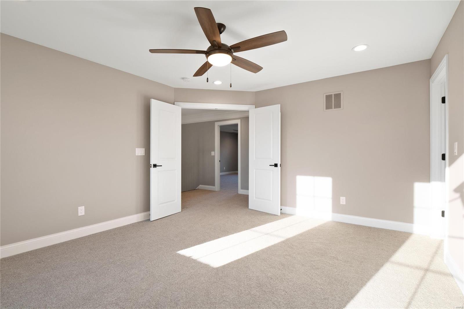 Lafayette Crossing - Residential