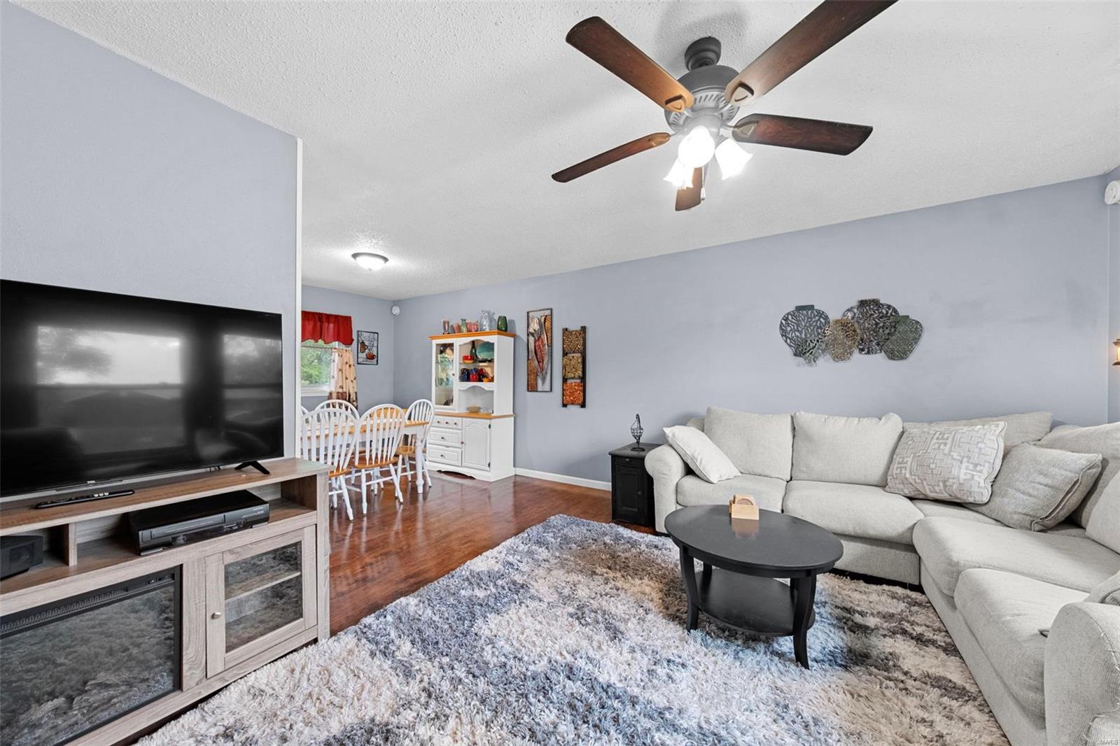 O'Fallon, Missouri 63366, United States, 4 Bedrooms Bedrooms, ,3 BathroomsBathrooms,Residential,Pending,119720