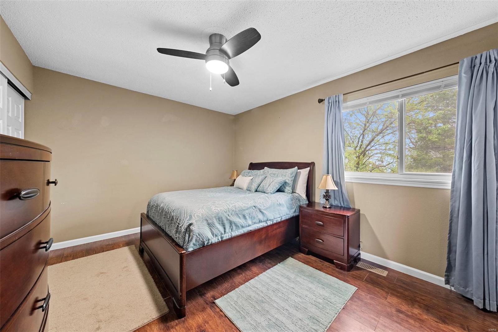 O'Fallon, Missouri 63366, United States, 4 Bedrooms Bedrooms, ,3 BathroomsBathrooms,Residential,Pending,119720