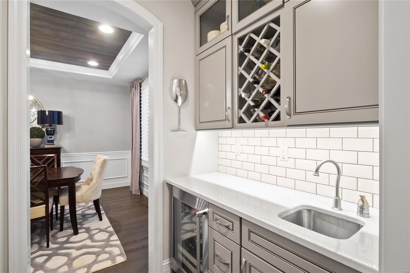 Woods Of Ladue The - Residential