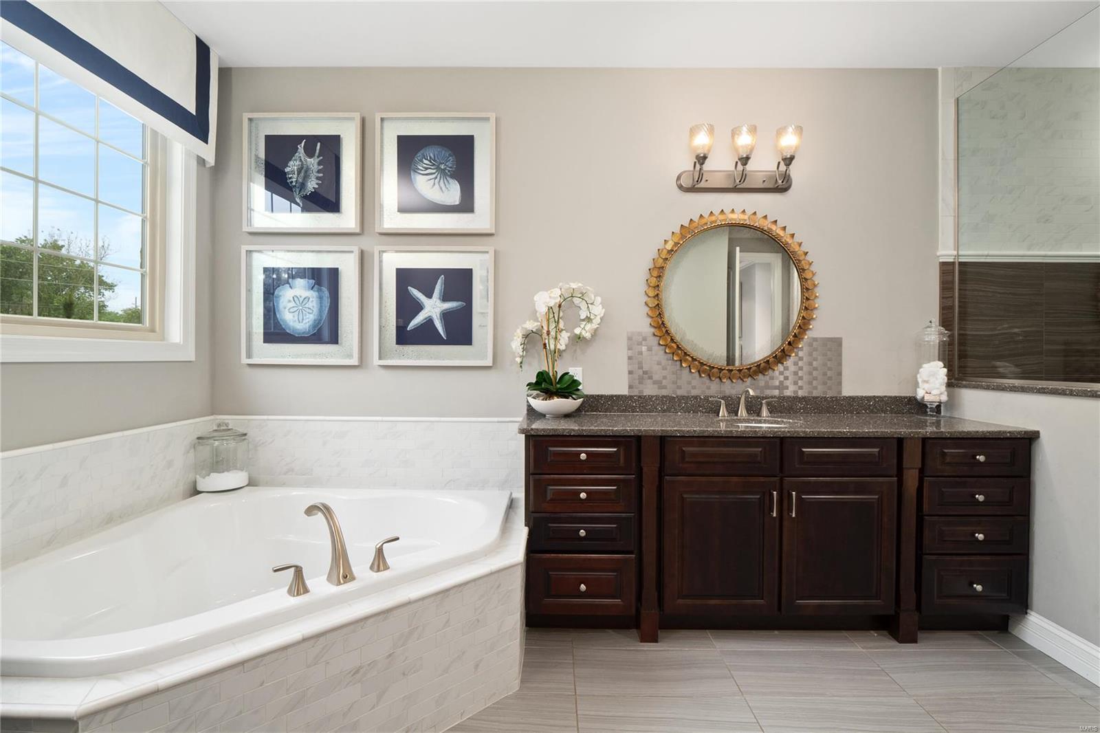 Woods Of Ladue The - Residential