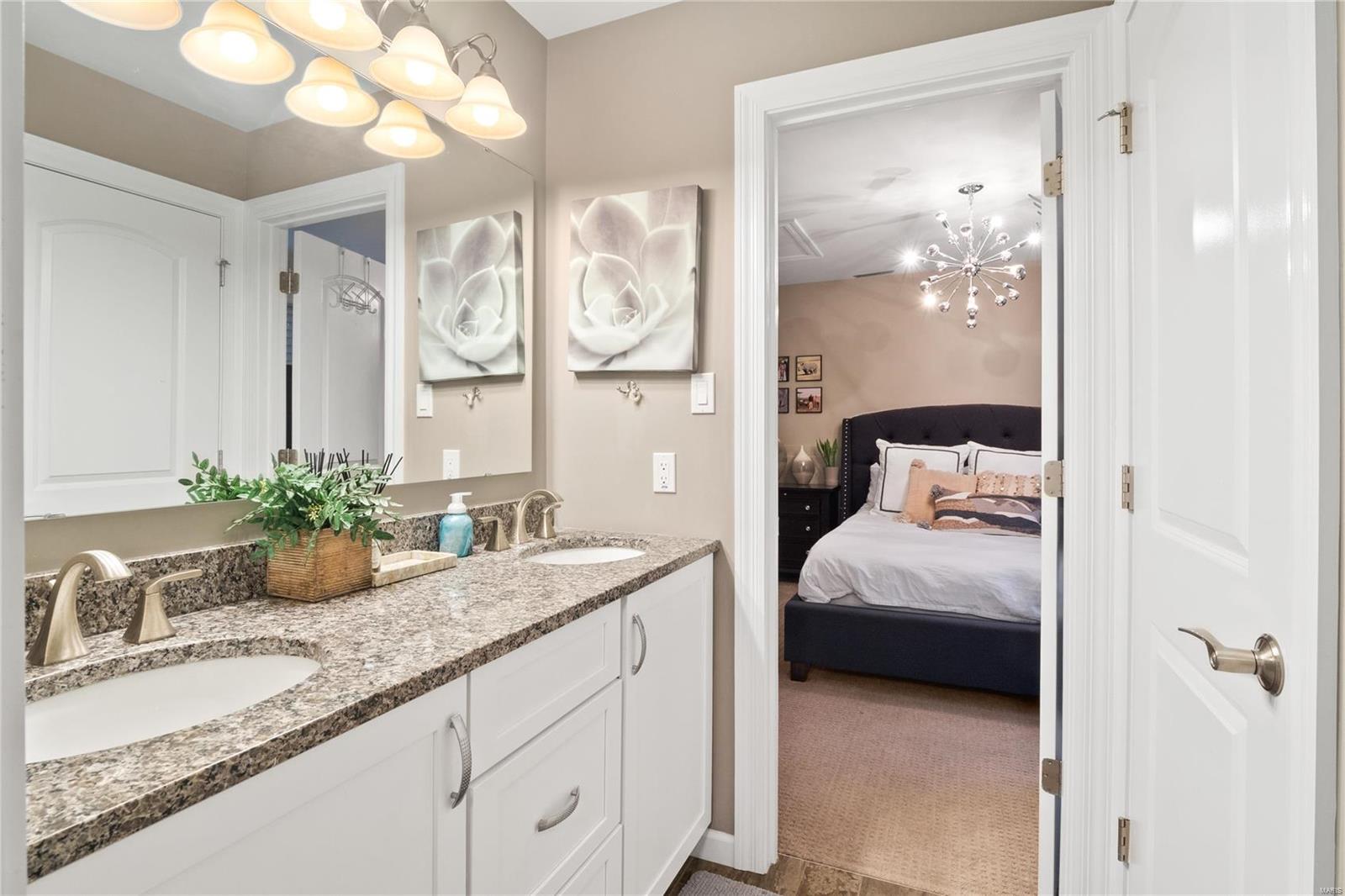 Woods Of Ladue The - Residential