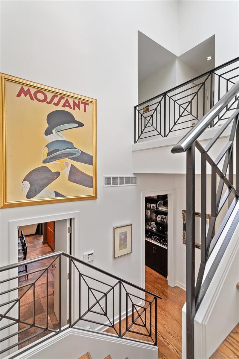 Central Pointe Condo - Residential