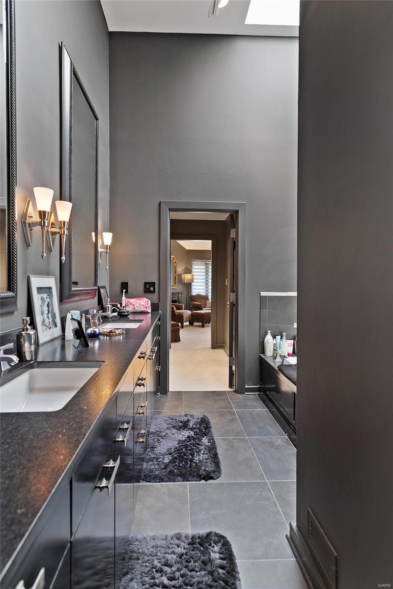 Central Pointe Condo - Residential