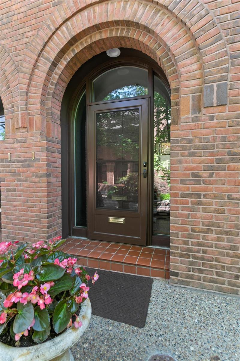 Central Pointe Condo - Residential