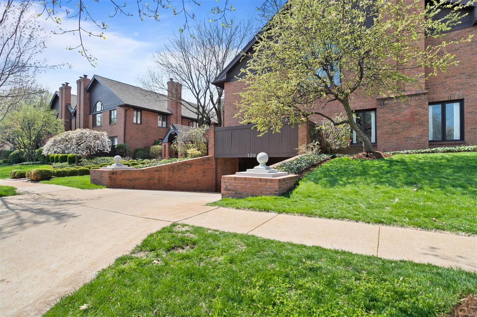 Central Pointe Condo - Residential