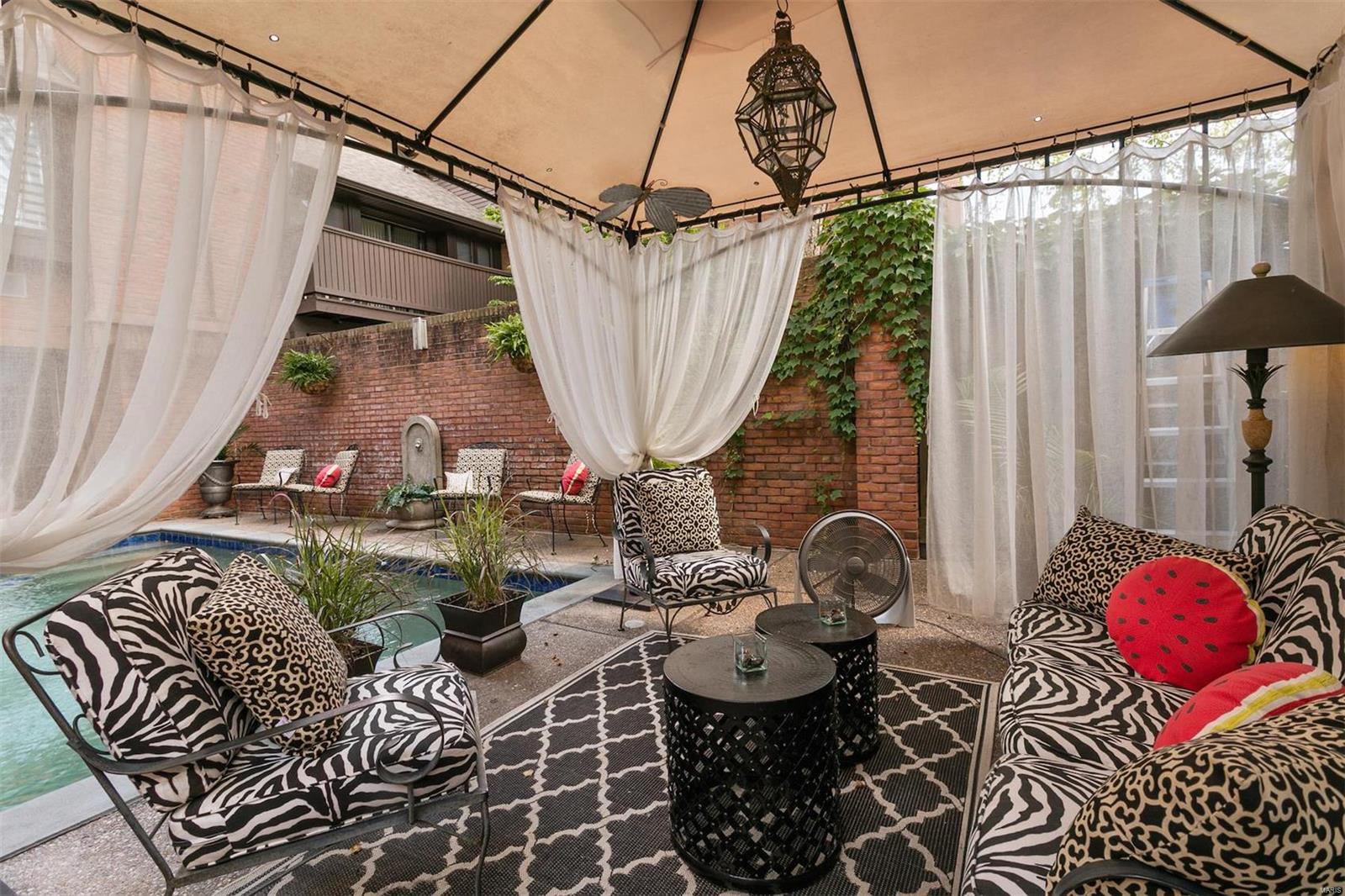 Central Pointe Condo - Residential