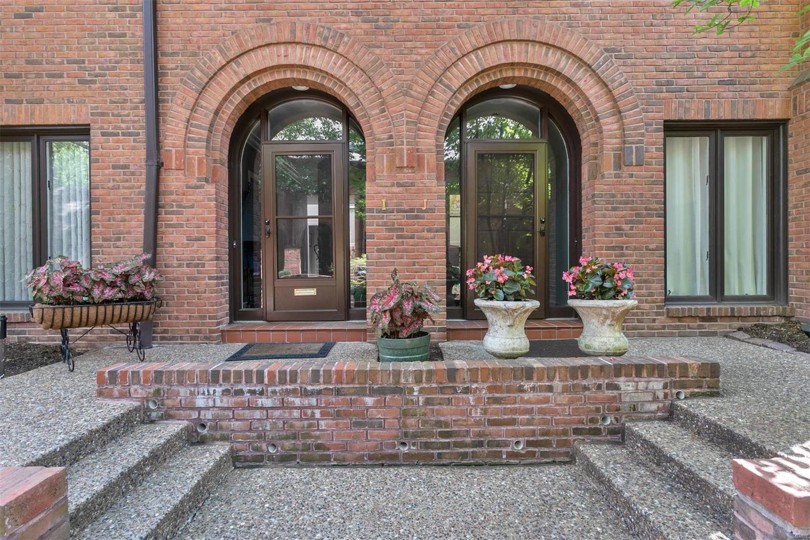 Central Pointe Condo - Residential