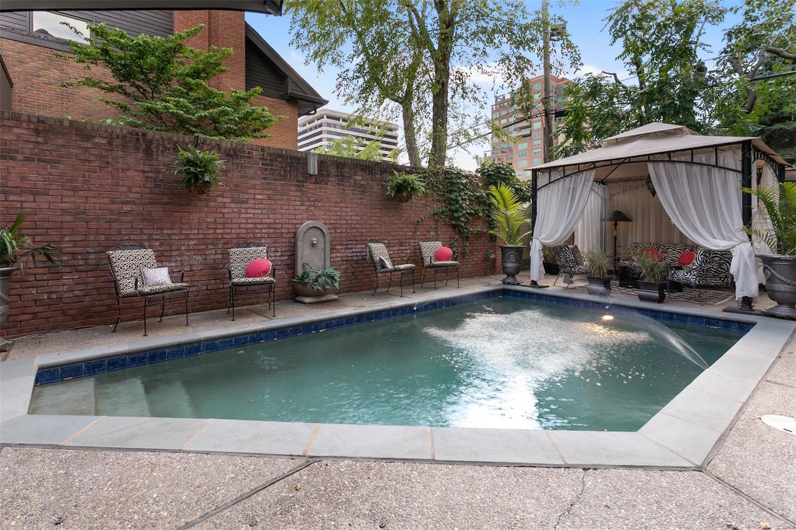 Central Pointe Condo - Residential