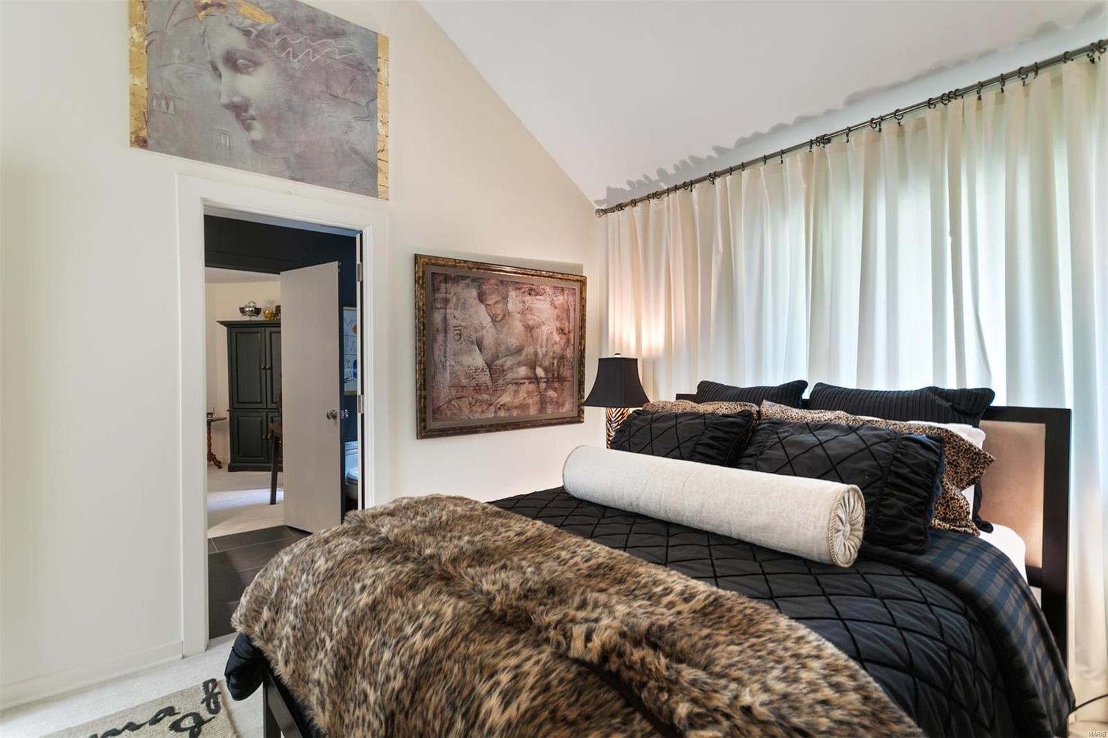 Central Pointe Condo - Residential