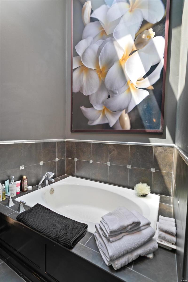 Central Pointe Condo - Residential