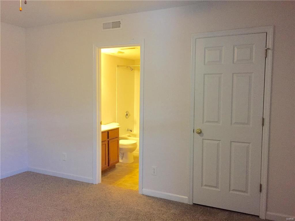 Greenbriar Condo - Residential