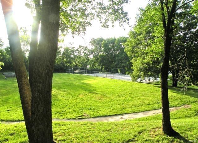 Greenbriar Condo - Residential