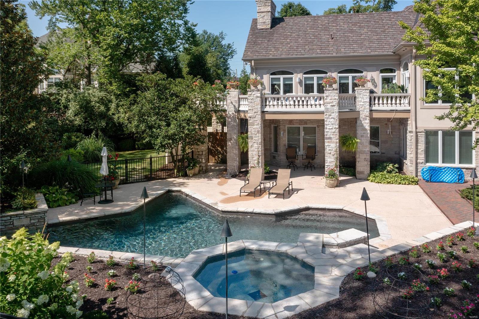 Bel Arbor - Residential