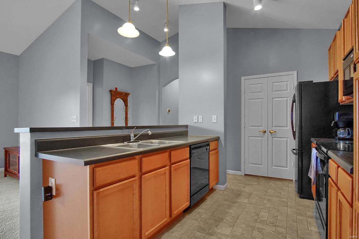 Bridgewater Cove A Condo 4th - Residential
