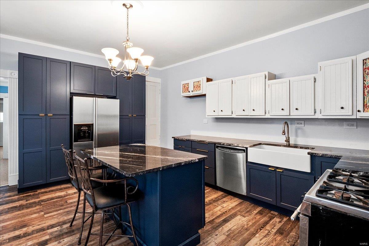 St Charles, Missouri 63301, United States, 1 Bedroom Bedrooms, ,1 BathroomBathrooms,Residential,Pending,3939