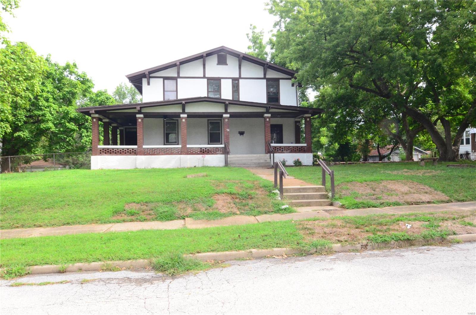 View St Louis, MO 63114 house