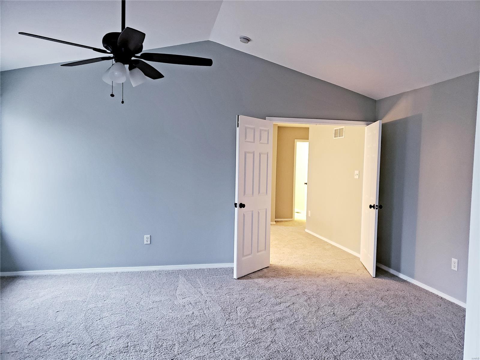 Winghaven-Hawthorn Village - Residential