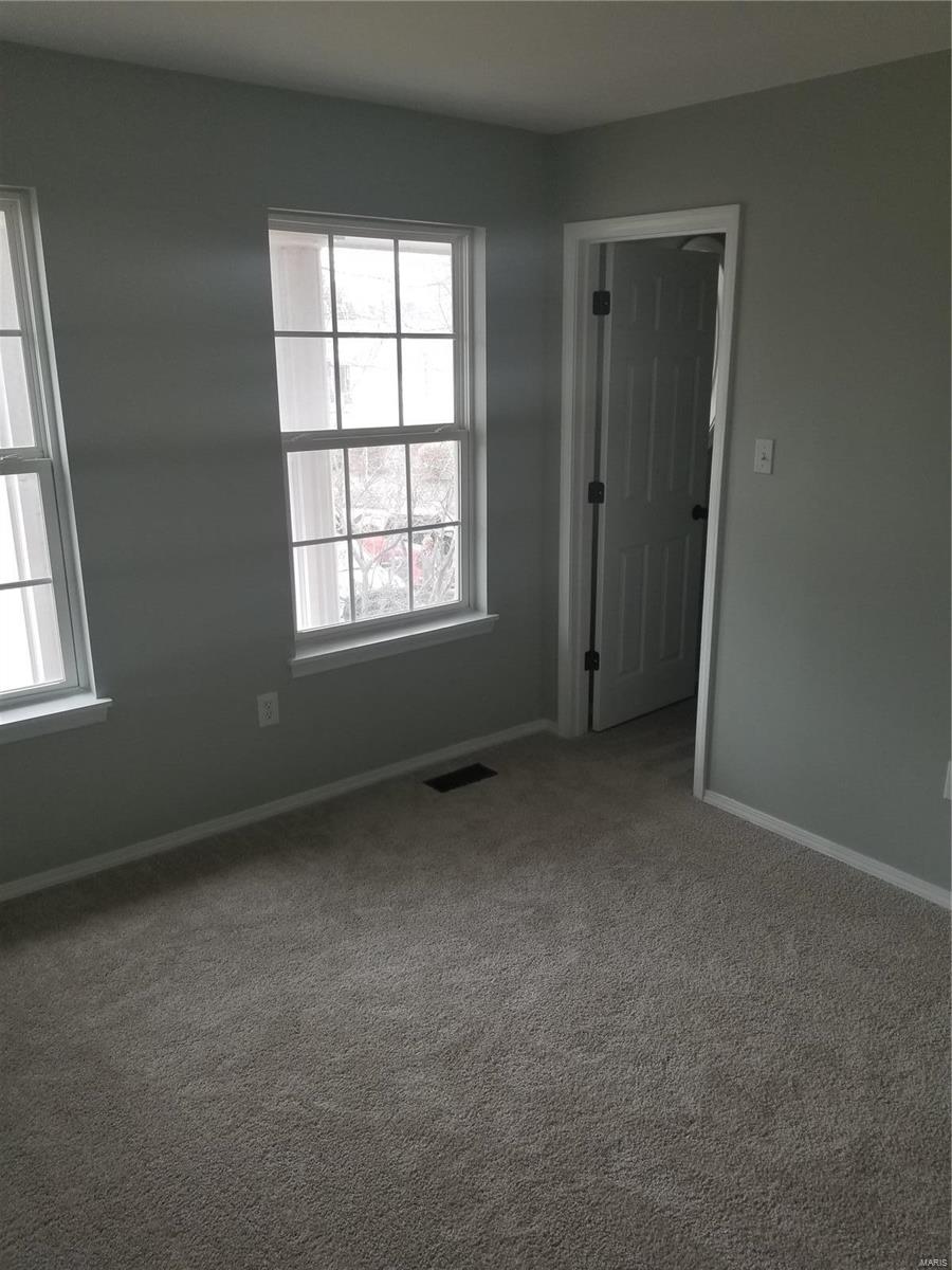 Winghaven-Hawthorn Village - Residential