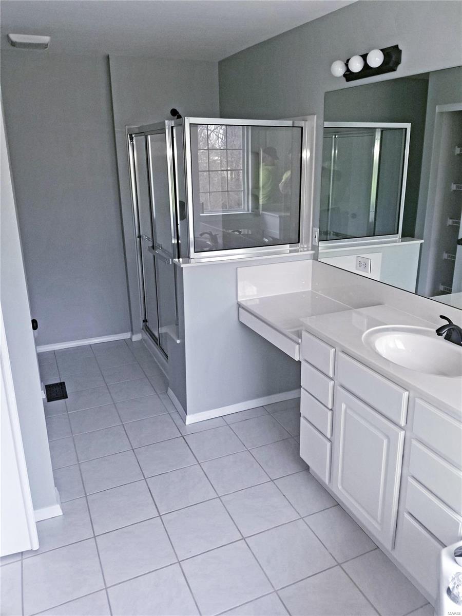 Winghaven-Hawthorn Village - Residential