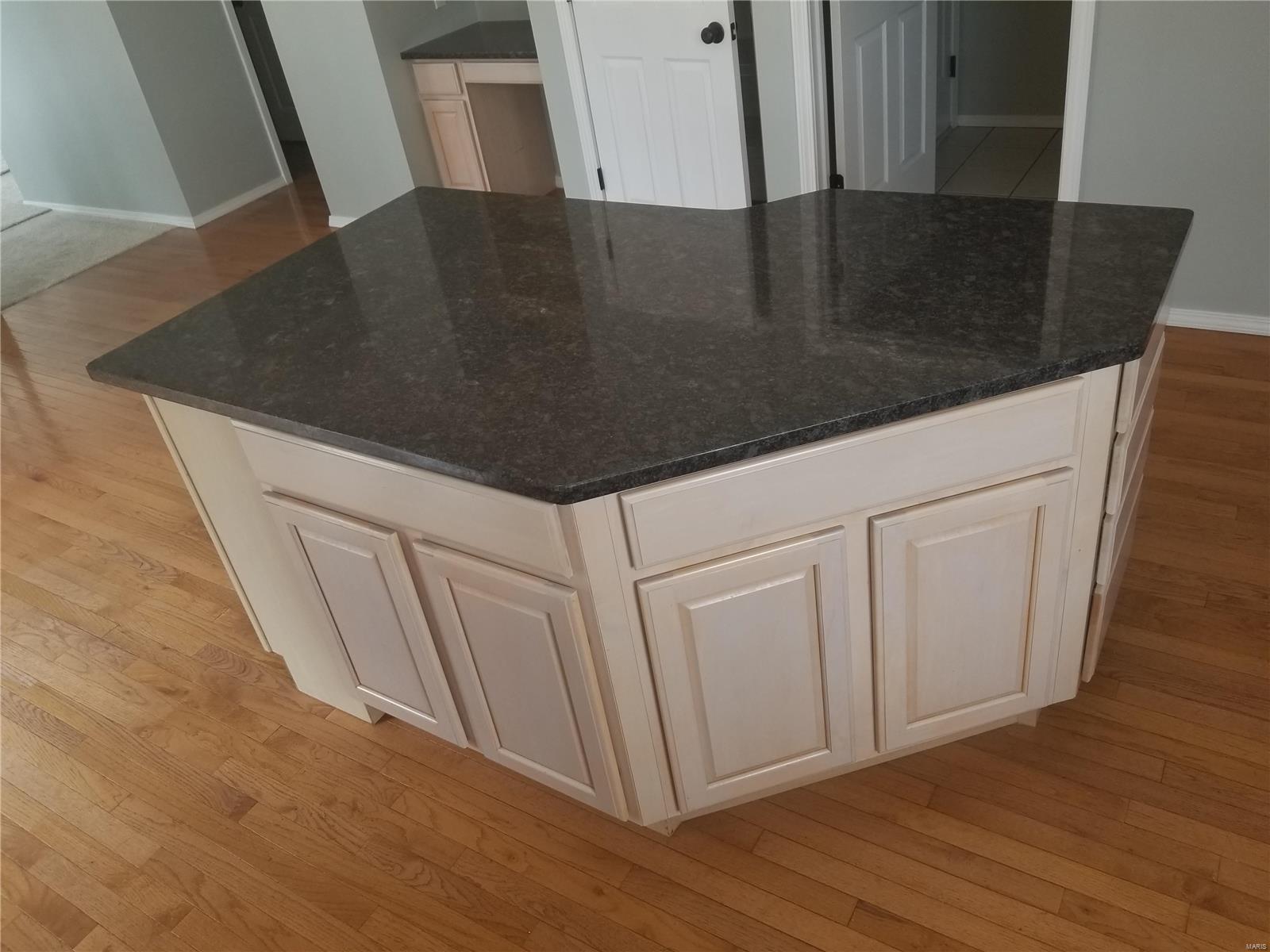 Winghaven-Hawthorn Village - Residential