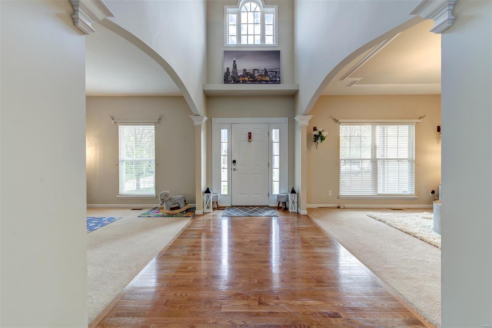 15 Windrose Lake Court