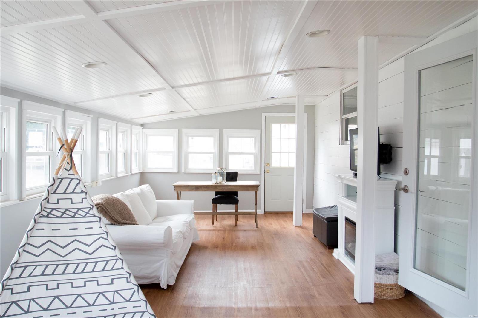 Country Hill Estate #3 - Residential