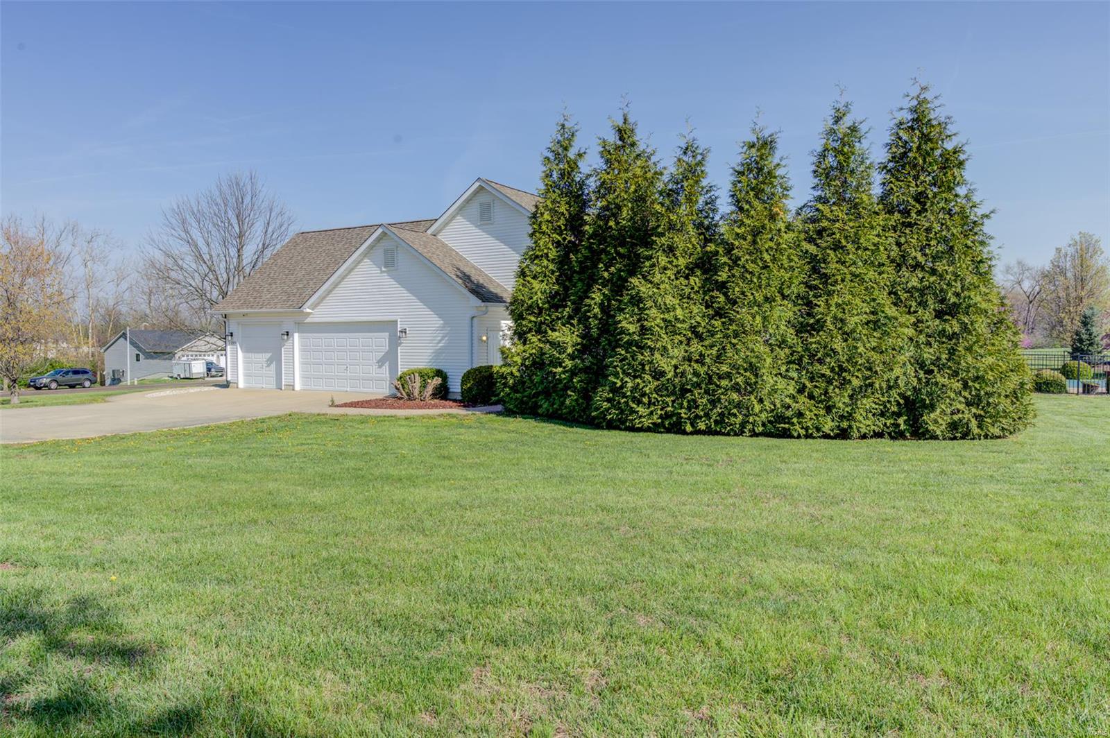 322 Gerard Lane