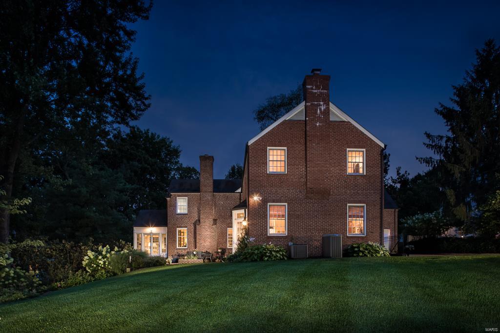 Loren Woods - Residential